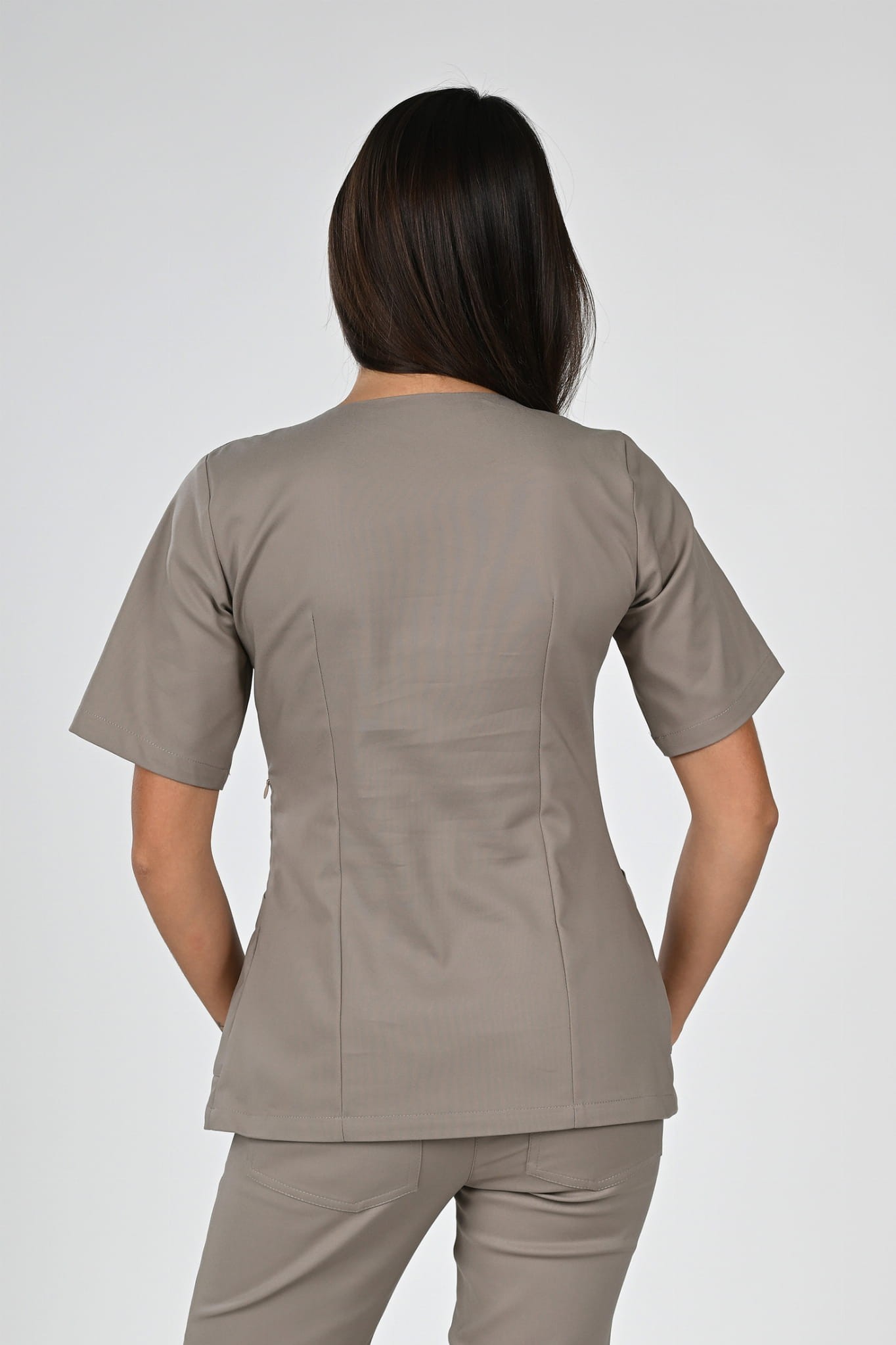 odzież medyczna beżowa