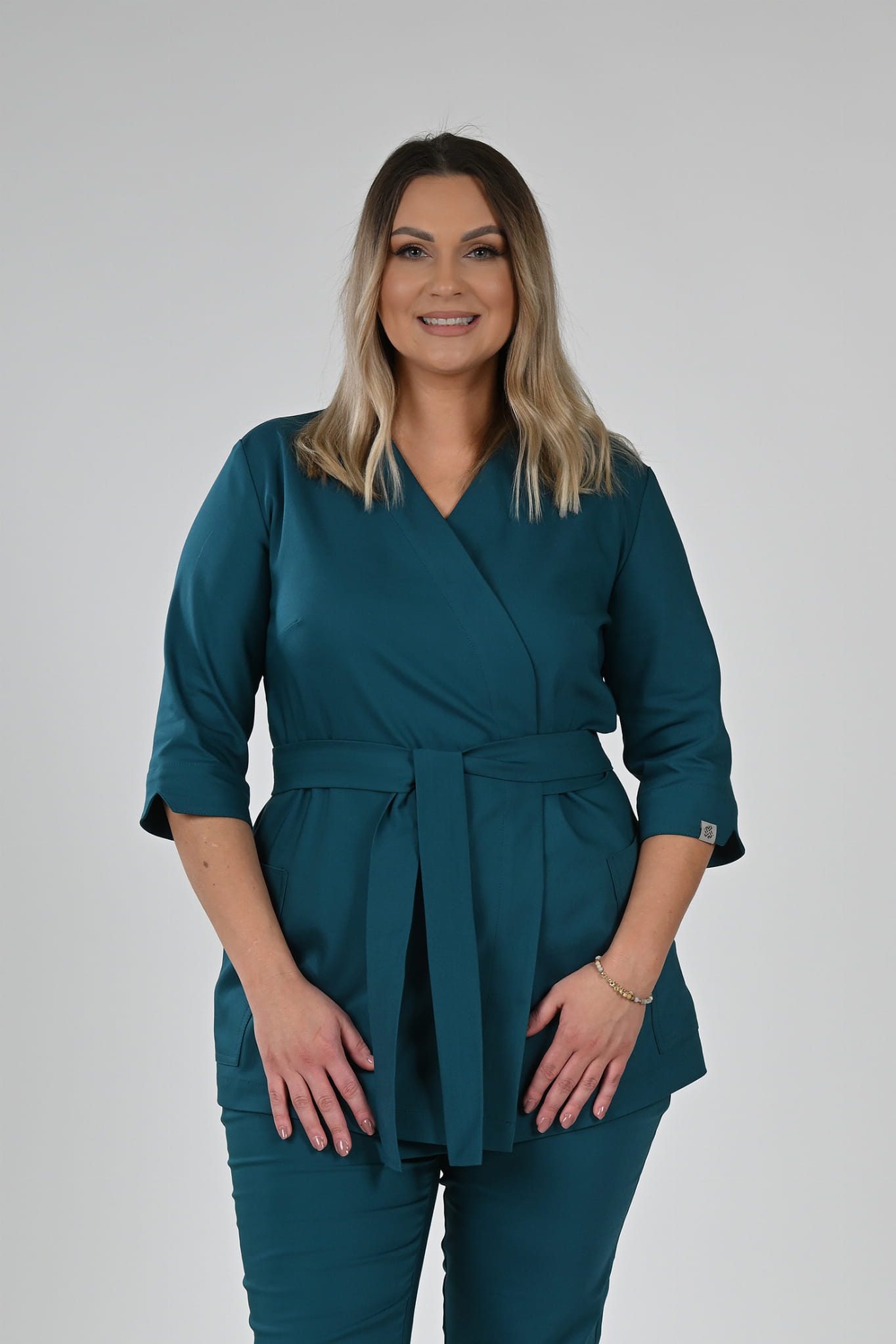 Bluzka medyczna damska kopertowa Scrubs Sea/ Morska