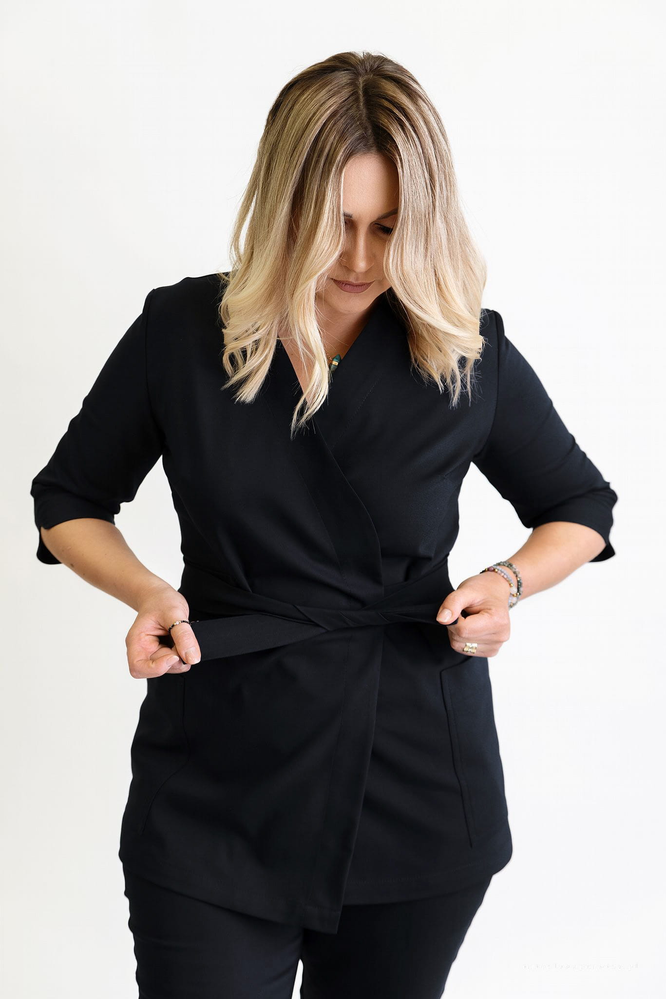 Bluzka medyczna damska kopertowa Scrubs  Black/ Czarna