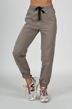 Joggery medyczne damskie