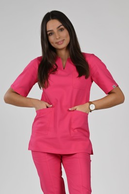 Bluzka medyczna damska Premium Scrubs V-Neck Pink / Różowa