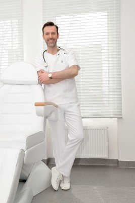 Bluzka medyczna męska Scrubs Basic White/ Biała