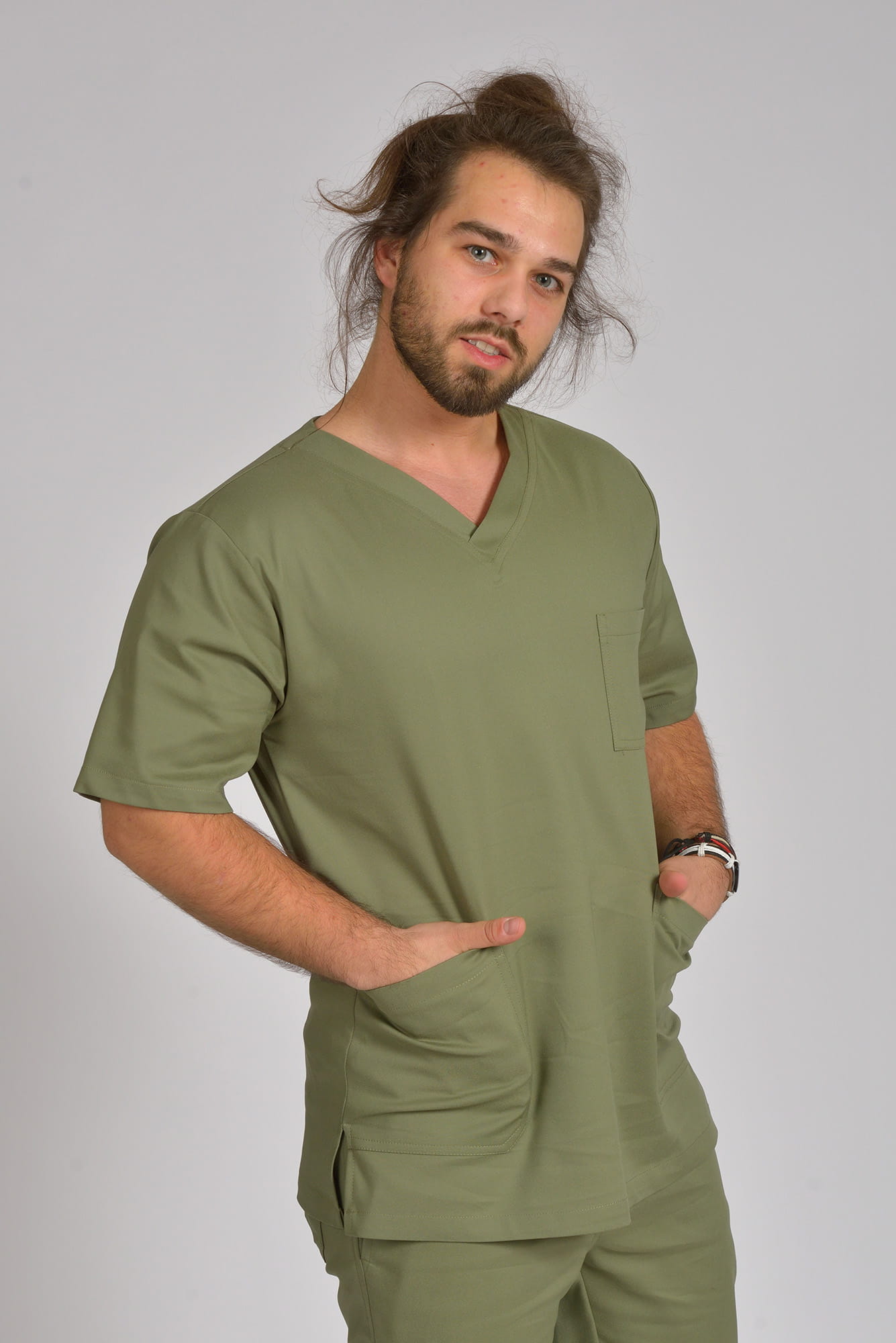 Bluzka medyczna męska Premium Scrubs Olive/ Oliwkowa